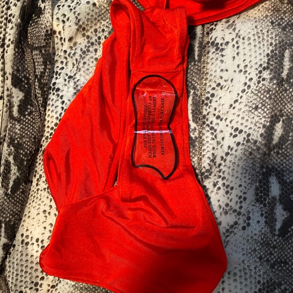 New Bikini - Picture 3 of 4